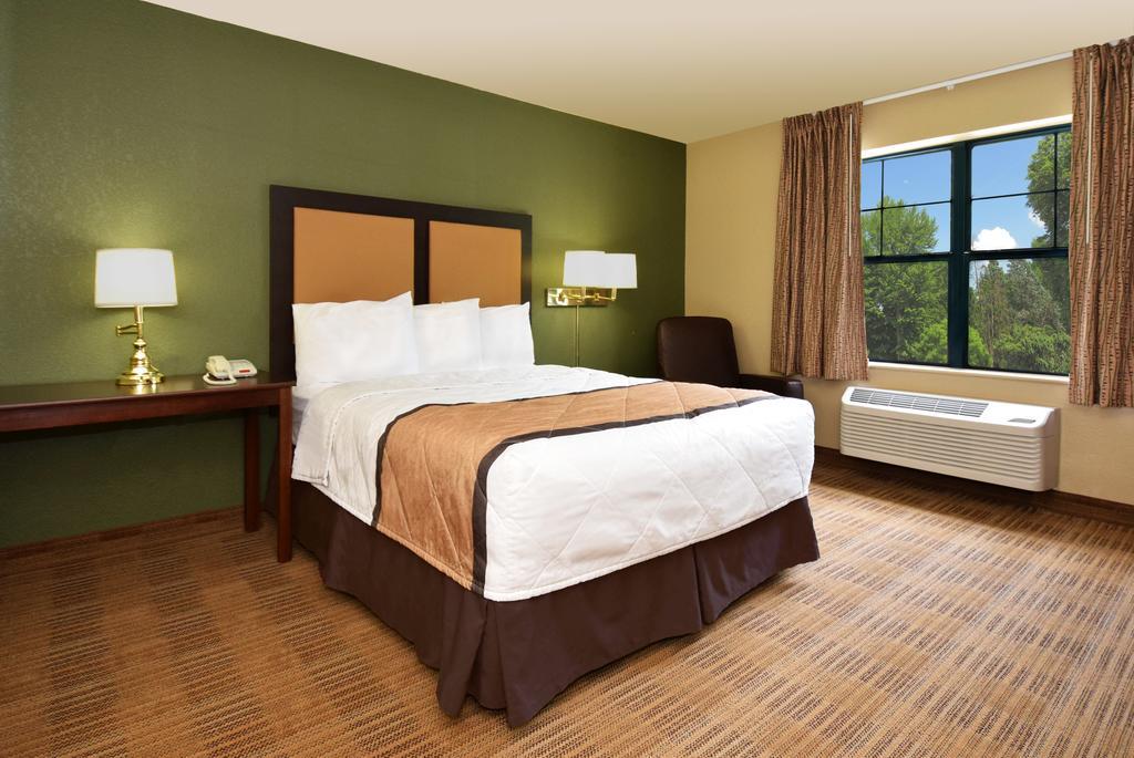 Extended Stay America Suites - Minneapolis - Maple Grove Exterior photo
